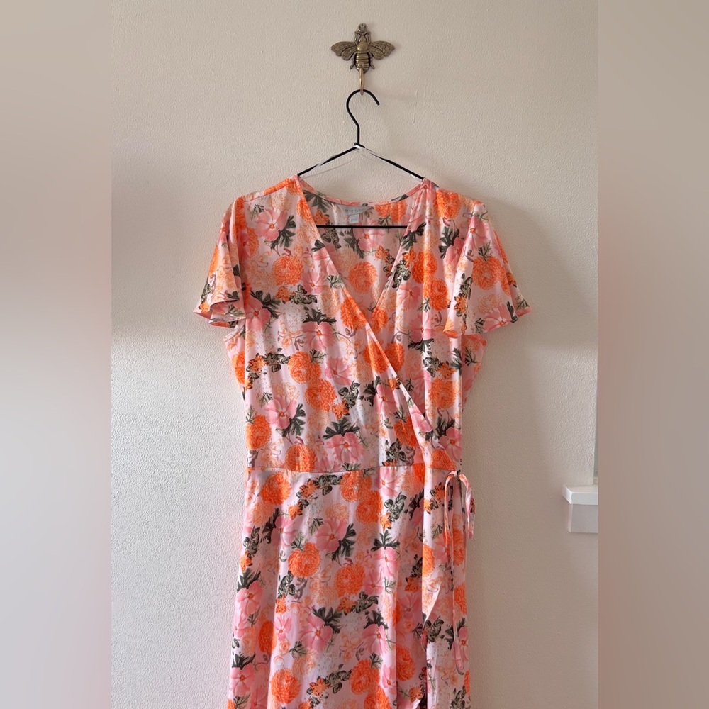 Belle & Sky High/Low Pink/Orange Floral Wrap V Neck Midi Dress Large